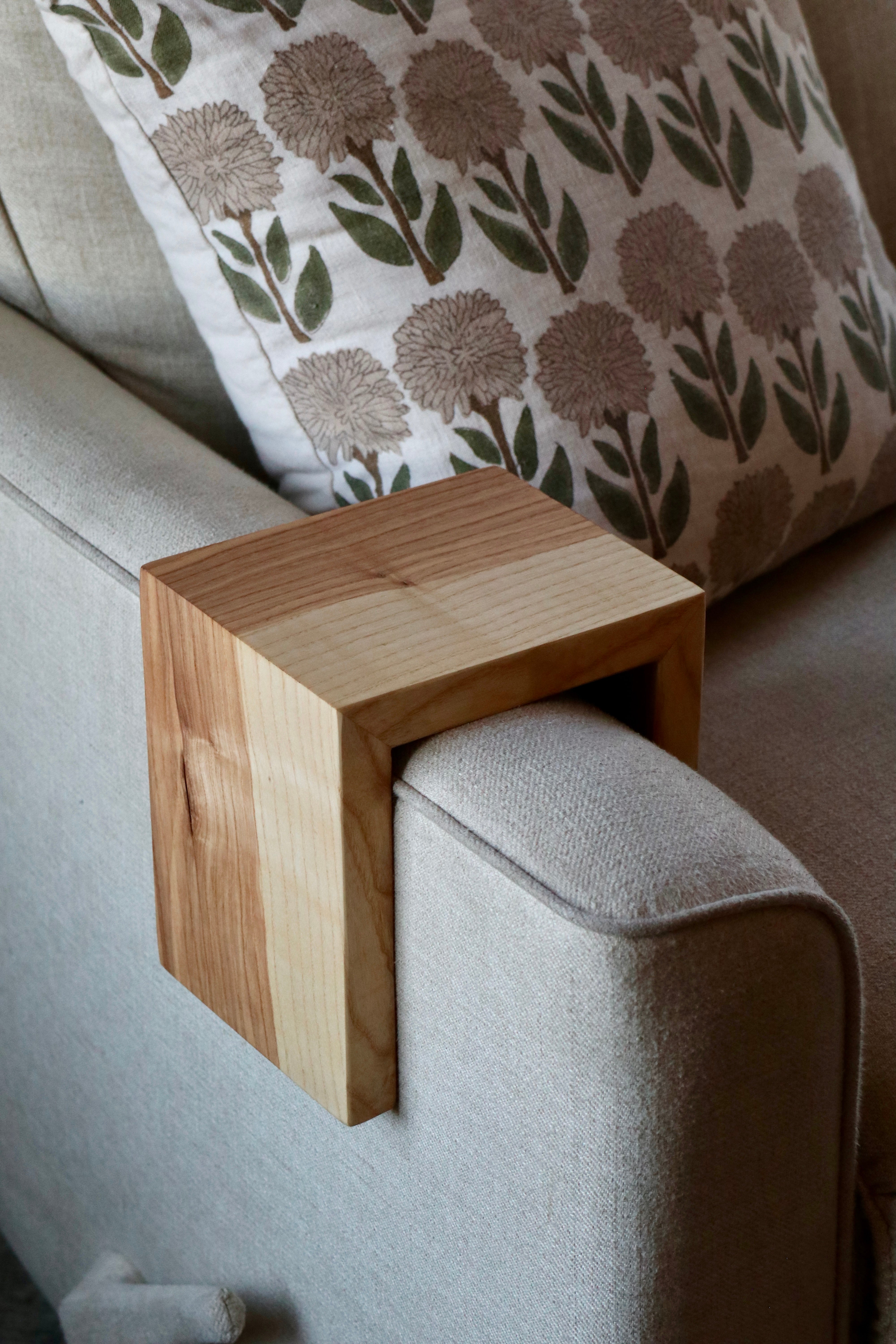 5" Ash Armrest Table, Coffee Table, Living Room Table