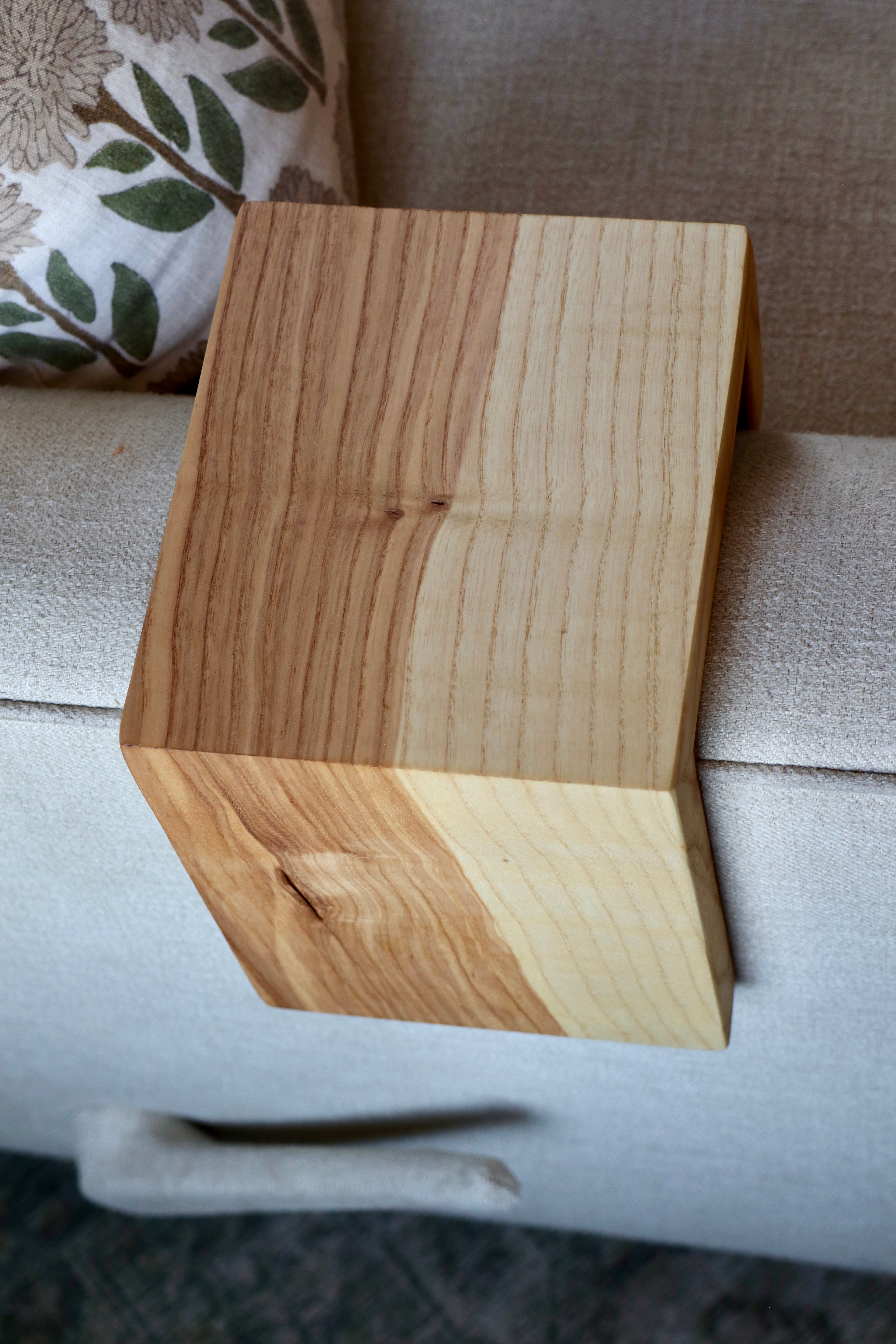 5" Ash Armrest Table, Coffee Table, Living Room Table