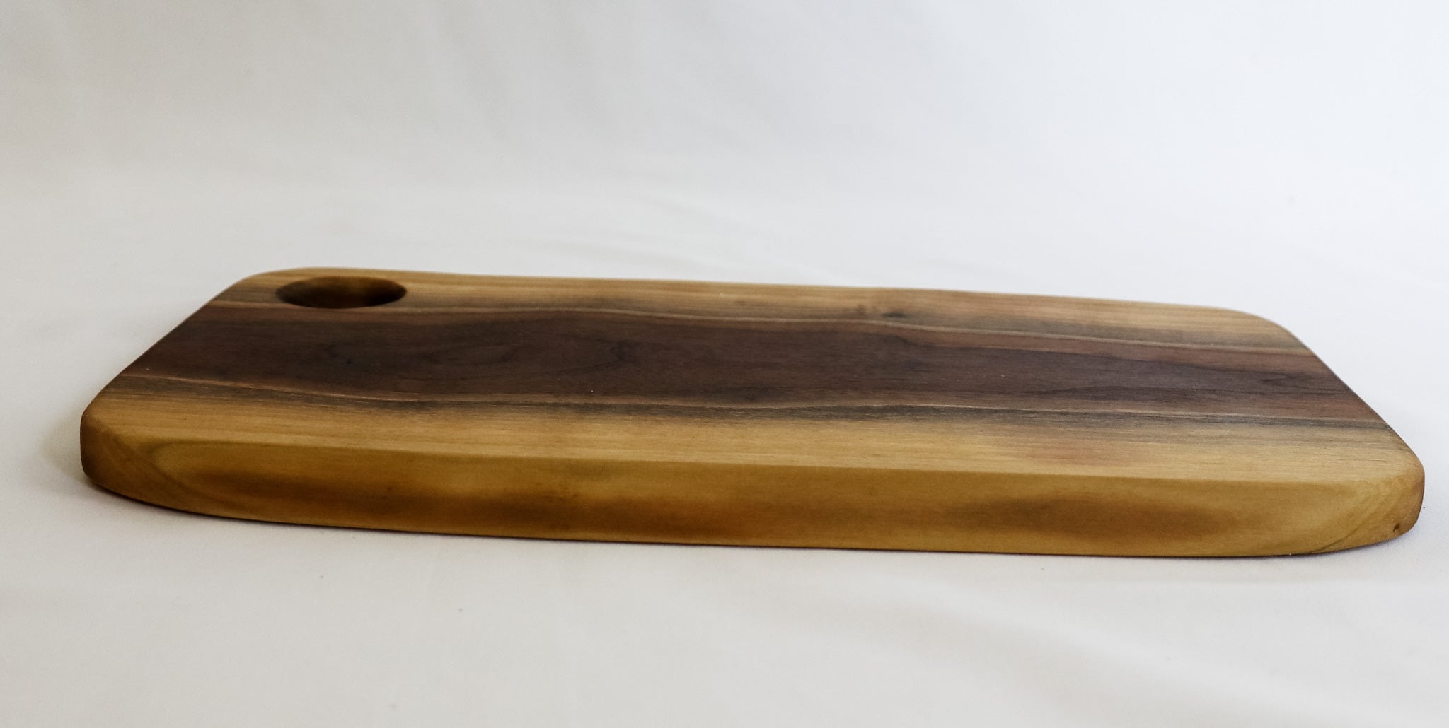 Walnut Live Edge Cutting Board (in stock)