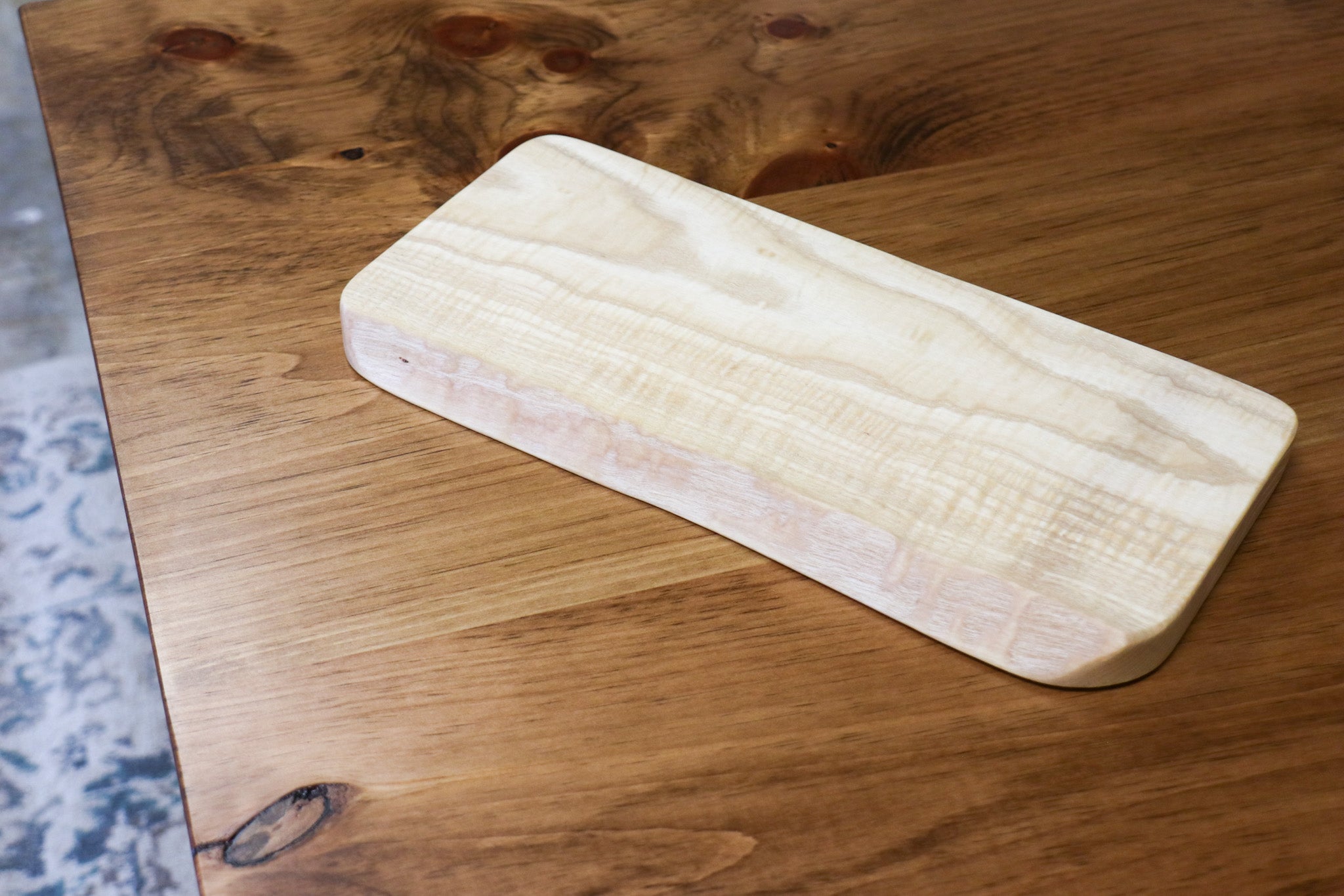 Live Edge Ash Cutting Board (in stock) - Hazel Oak Farms