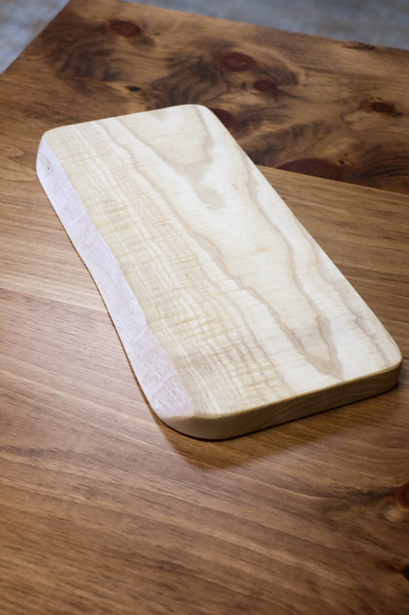 Live Edge Ash Cutting Board (in stock) - Hazel Oak Farms