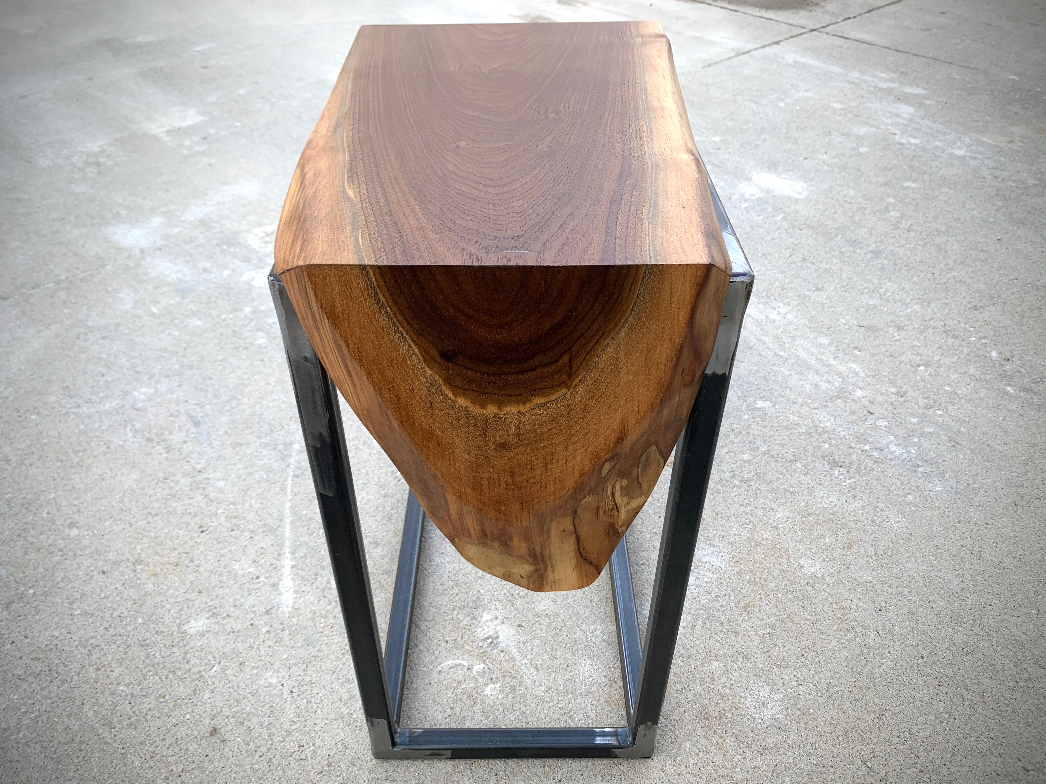 Waterfall Walnut Wood Laptop C Table