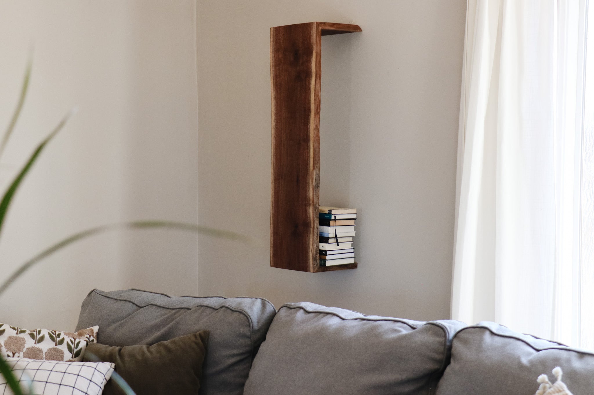 Blanket shelf online