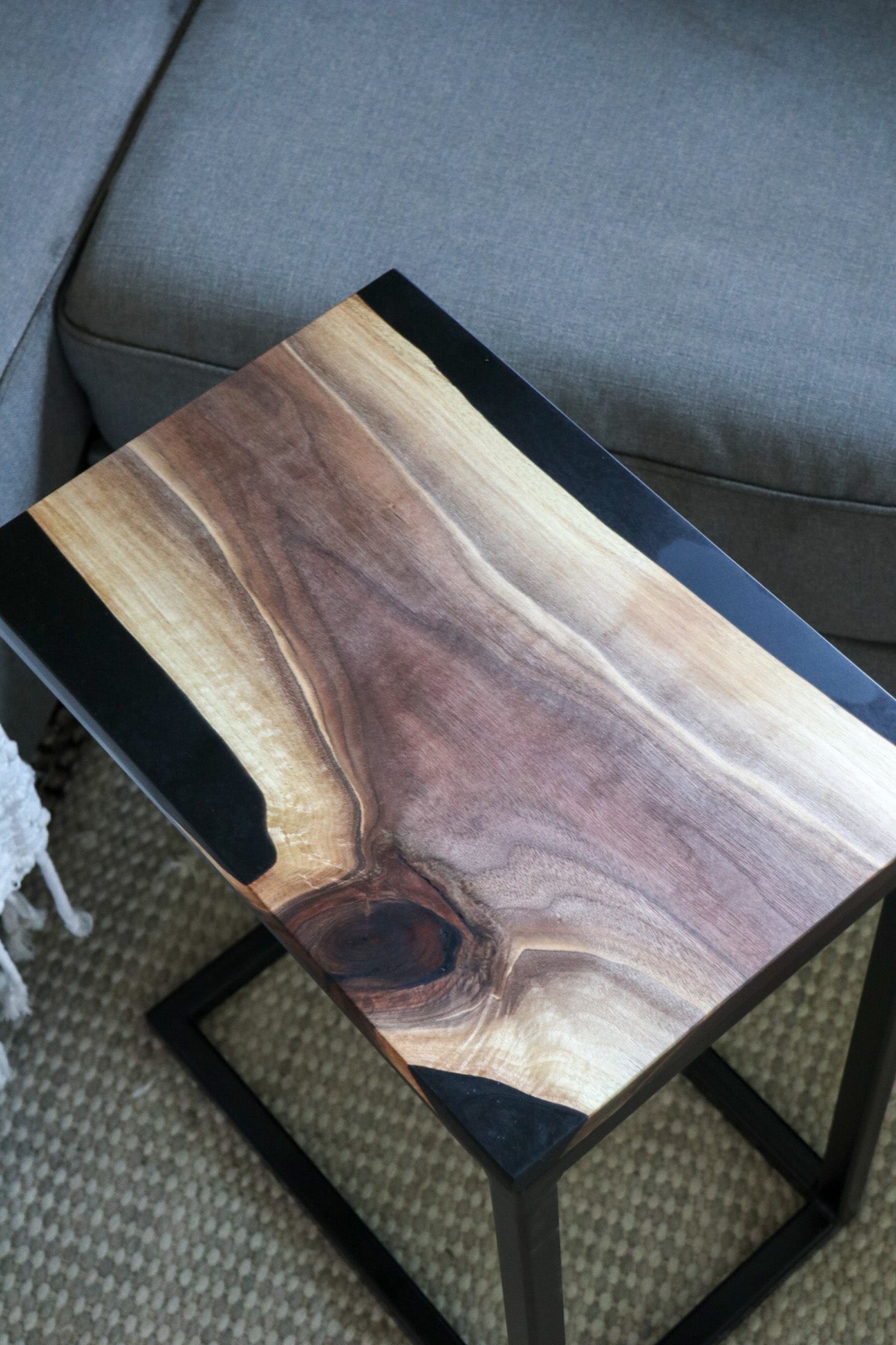 Black Walnut Rounds and Solid Black Epoxy Coffee Table – WoodLab