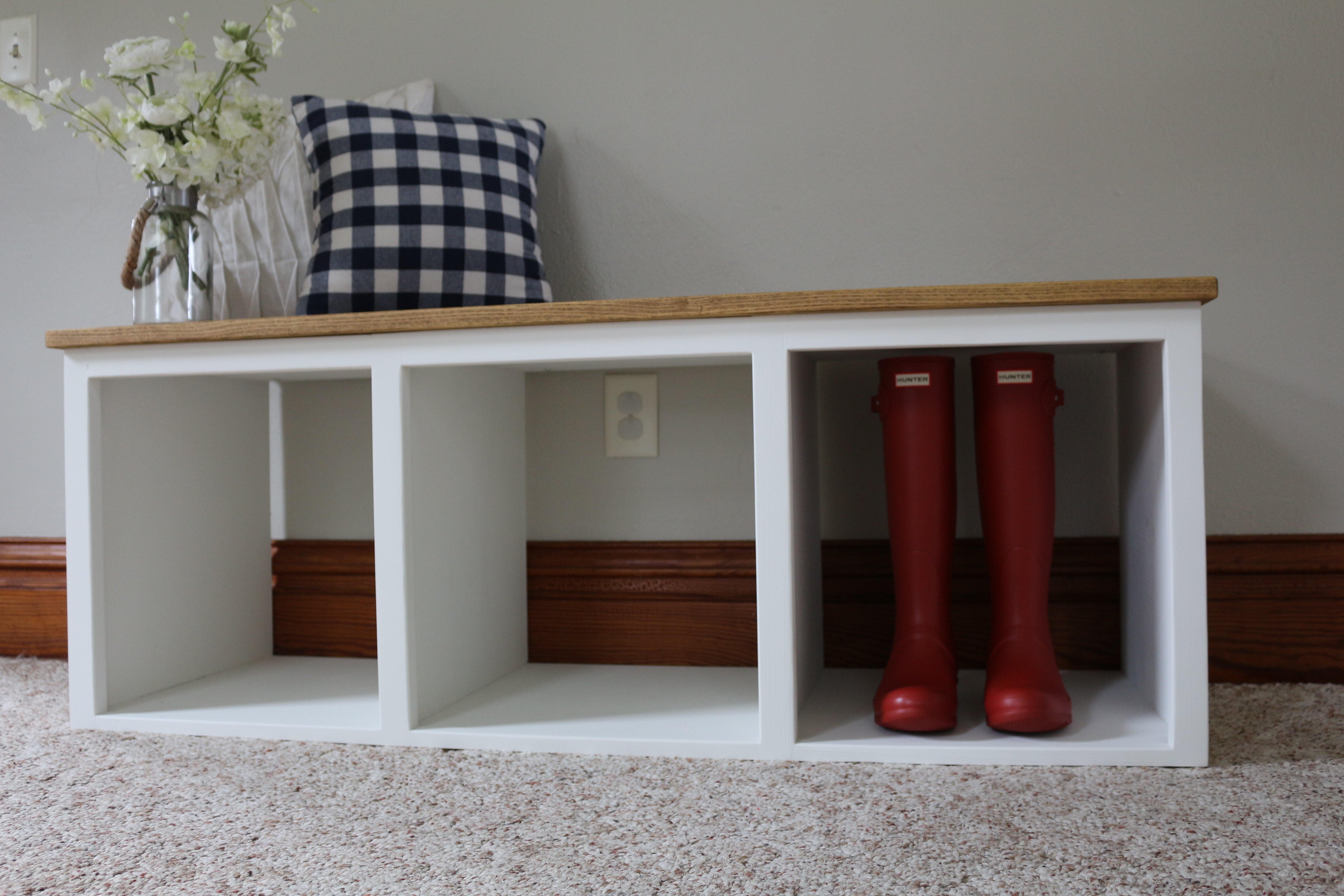 Modern Farmhouse Style Solid Wood Shoe Cabinet Bench