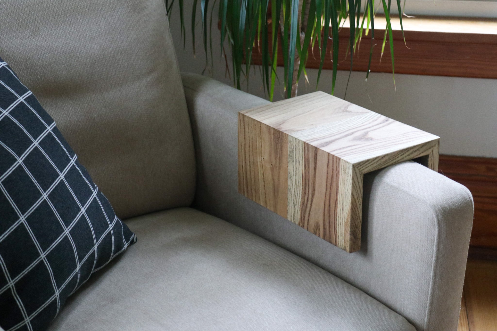 Solid 5&quot; Ash Hardwood Armrest Table (in stock)