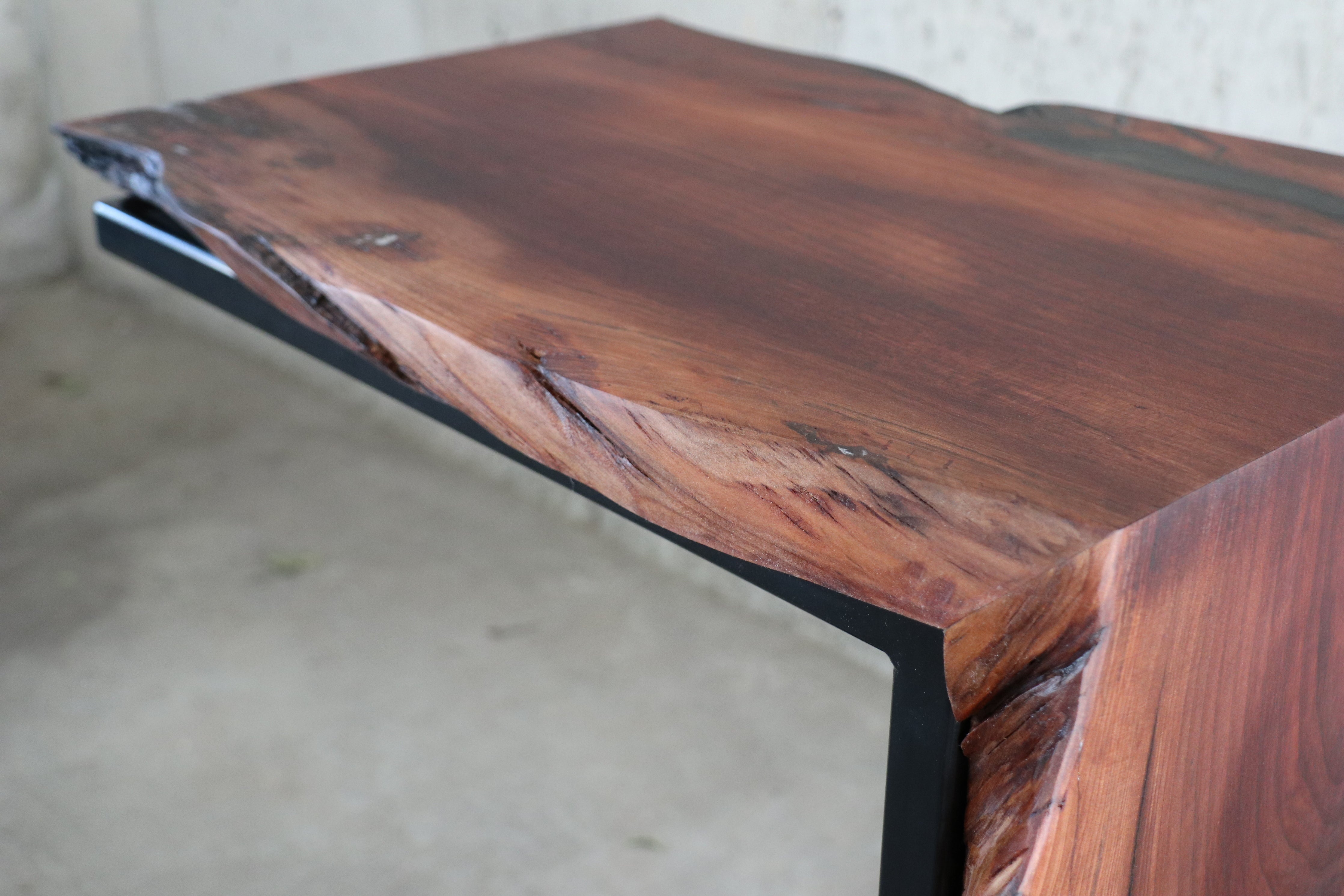 Sinker Redwood Waterfall Wood Laptop C Table